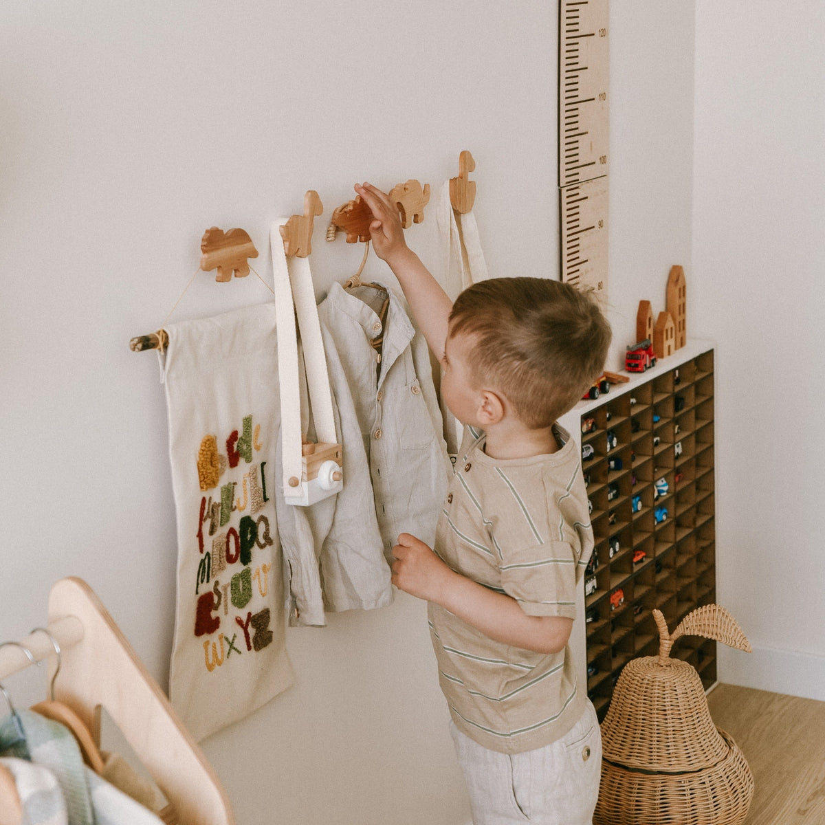 Dinosaurs Wall Hooks, photo 5 of 18