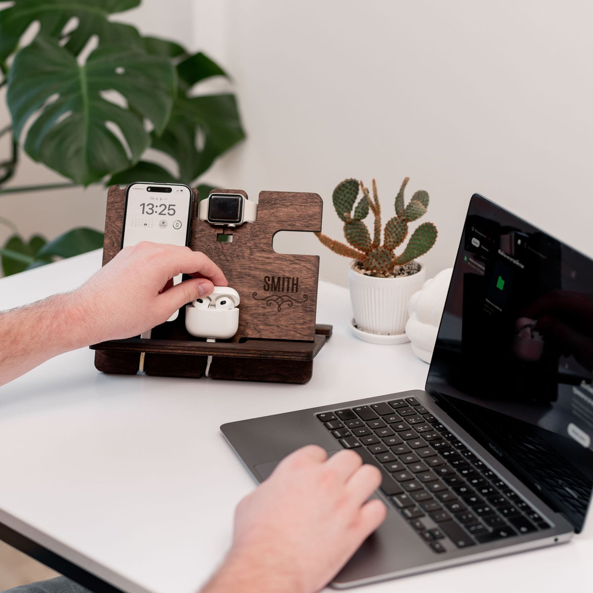 Wooden Docking Station – Personalized Gift for Him, photo 7 of 12