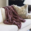 PATTERNED FAUX FUR THROW BLANKETS by Saranoni