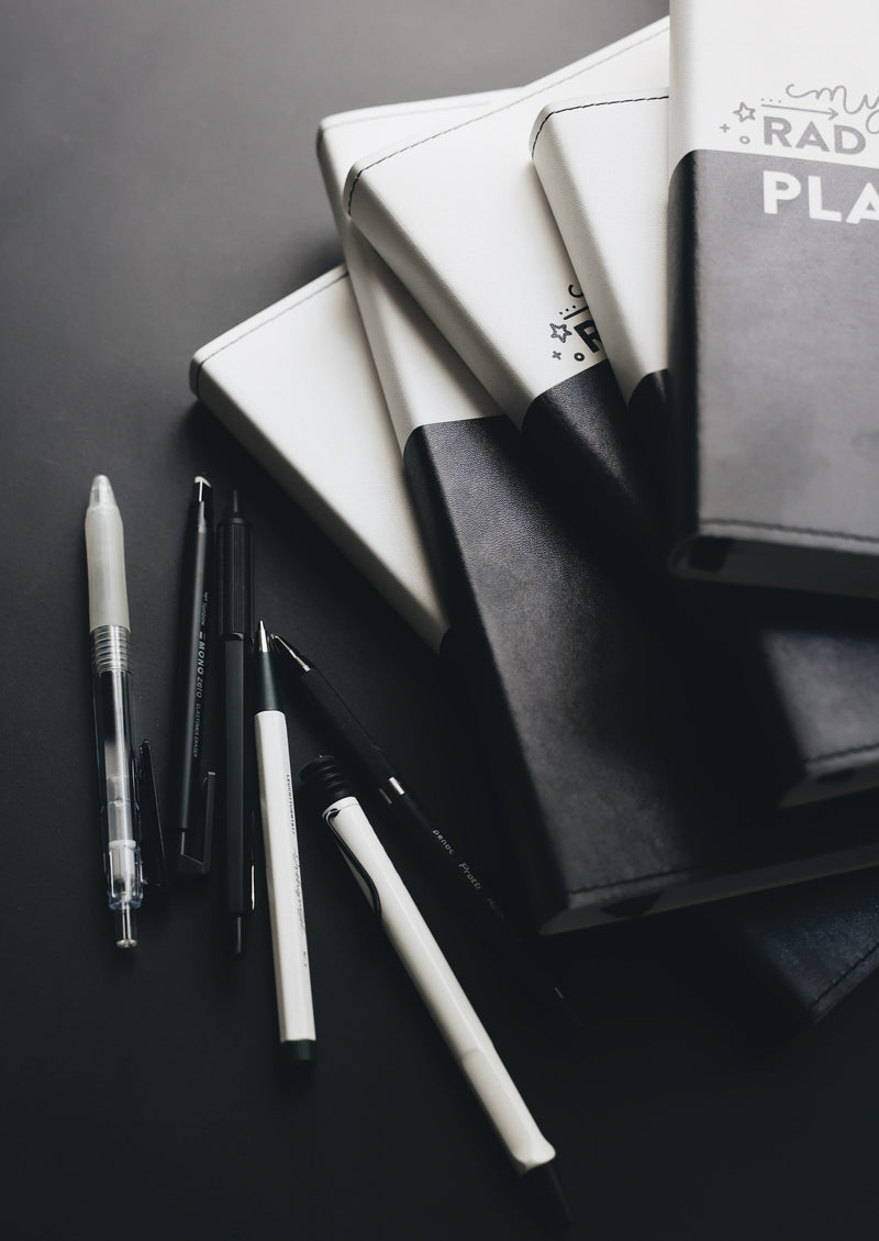 8x10 Undated Planner - Halfsies Edition