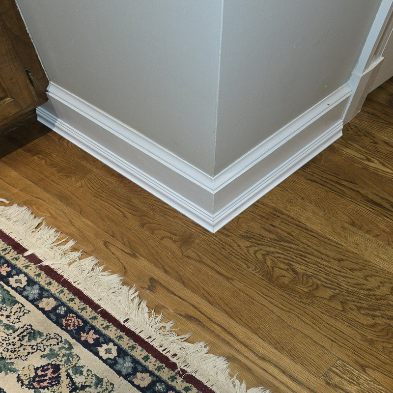 EWSC16 Solid Crown 1-3/8" High x 1" Deep Moulding. Unfinished