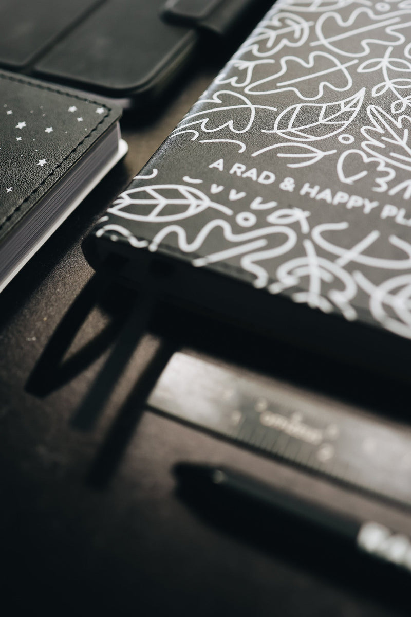 5x8 Undated Planner - Leaves Edition