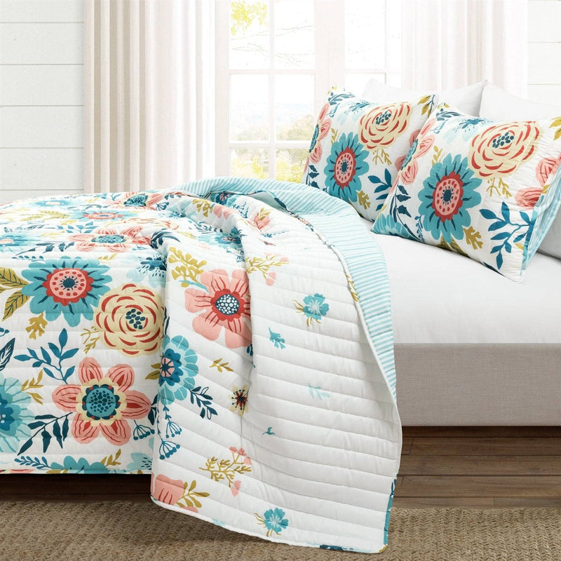 Full/Queen Lightweight Floral Teal Blue Pink White 3-Piece Polyester Quilt Set, photo 2 of 5