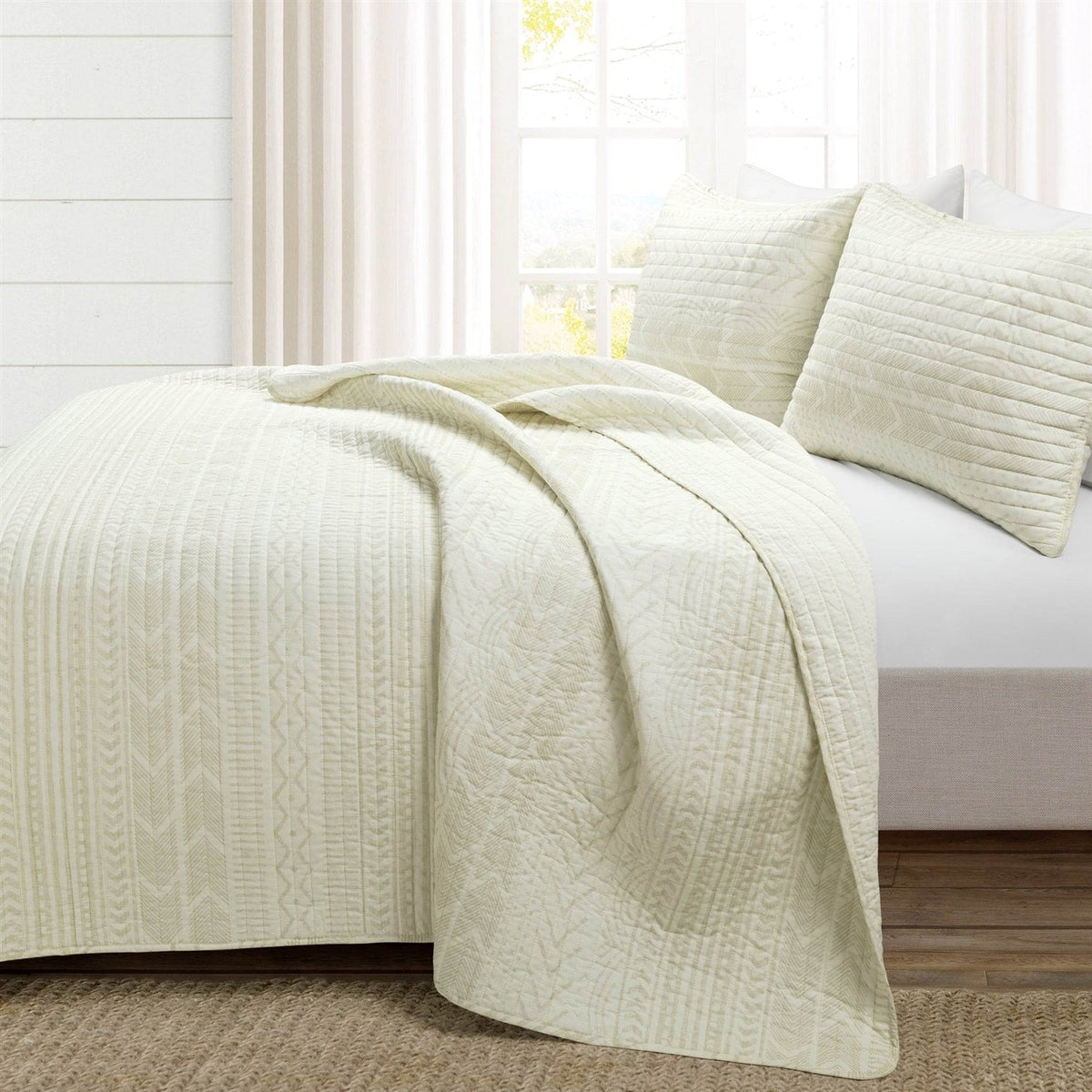 Full/Queen Scandinavian Chevron Ivory Beige Reversible Cotton Quilt Set, photo 2 of 5