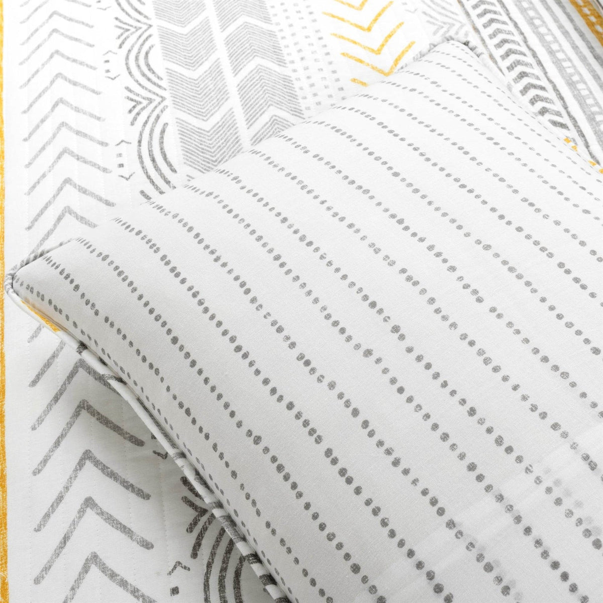 Full/Queen Scandinavian Grey/Yellow Reversible Cotton Quilt Set, photo 4 of 5