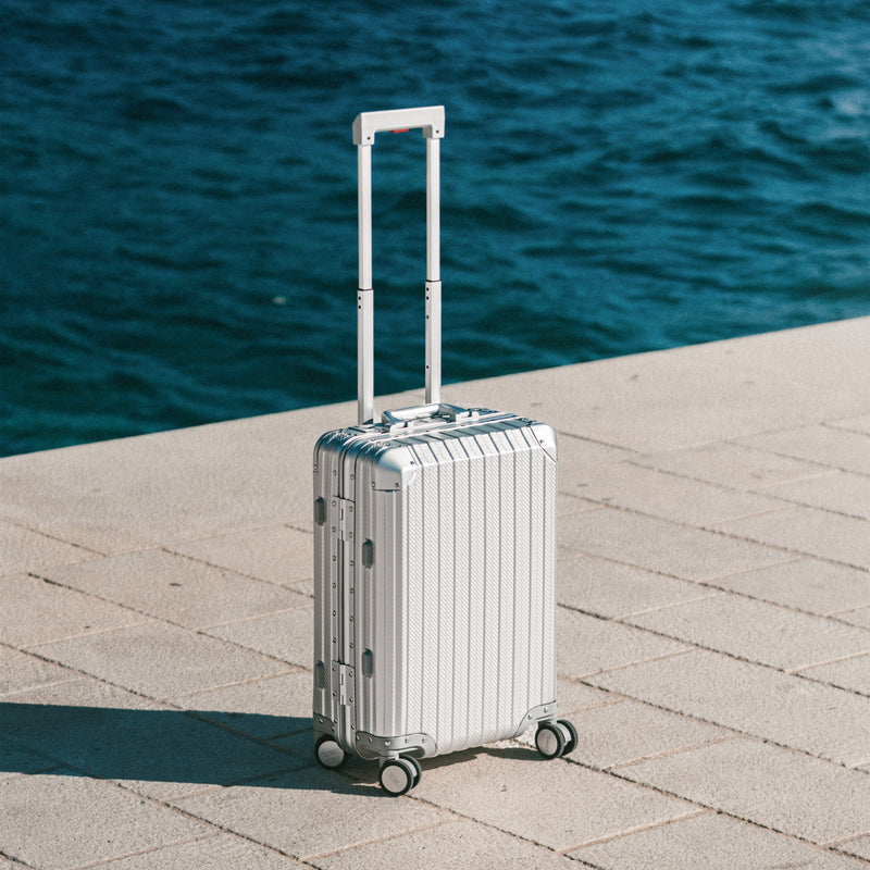 TREVA Aluminum Suitcase Silver