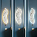 Feather Sculpture Wall Lamp