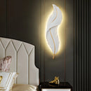 Feather Sculpture Wall Lamp