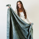 PATTERNED FAUX FUR XL THROW BLANKETS by Saranoni