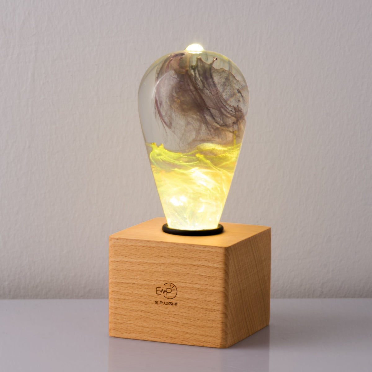 EP Light - Golden, photo 7 of 7