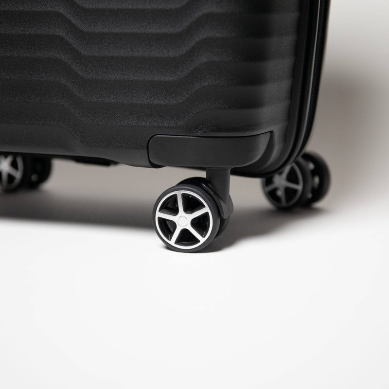 24-inch Black Hardcase Roller Luggage