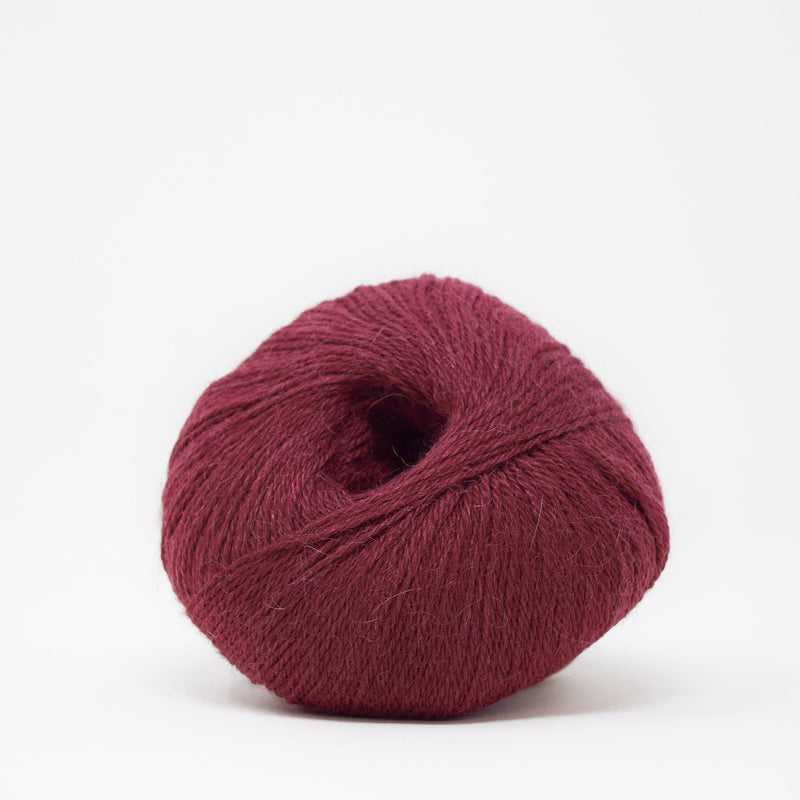 WAYRA ALPACA YARN - FINGERING SUPERFINE ALPACA