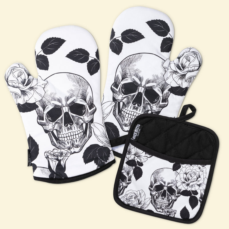 Gothic Skull Oven Mitts And Potholder Set