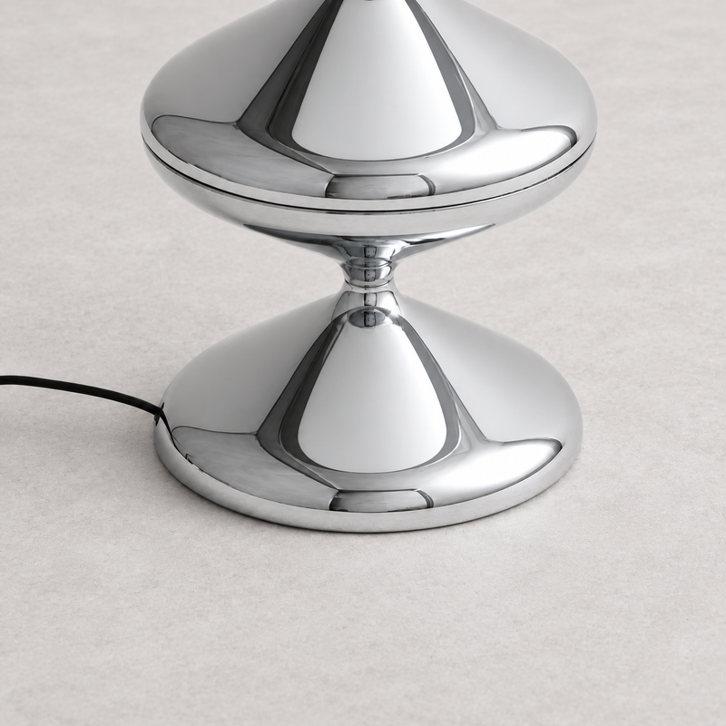 Gourd Floor Lamp | Chrome Silver, close-up of the surface