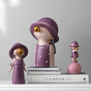 GobekUsa Bubble Gum Blowing Character Statue for Modern Home Decor