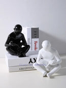 GobekUsa Creative Ceramics Sculpture for Modern Desktop Bookcase Decor and Home Craft Decoration