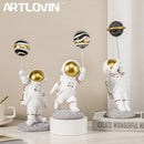 GobekUsa Astronauts Figurines Gold Tabletop Decoration Creative Spaceman Figures
