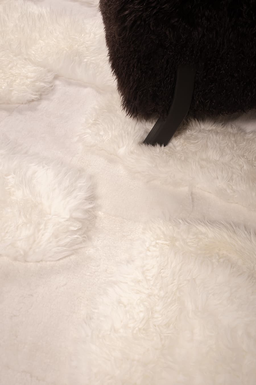HOLLAND – Oversized Shearling Wool Rug, photo 3 of 9