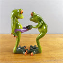 GobekUsa Leggy Frog Couple Figurine: Modern Wedding Home Decor Statue
