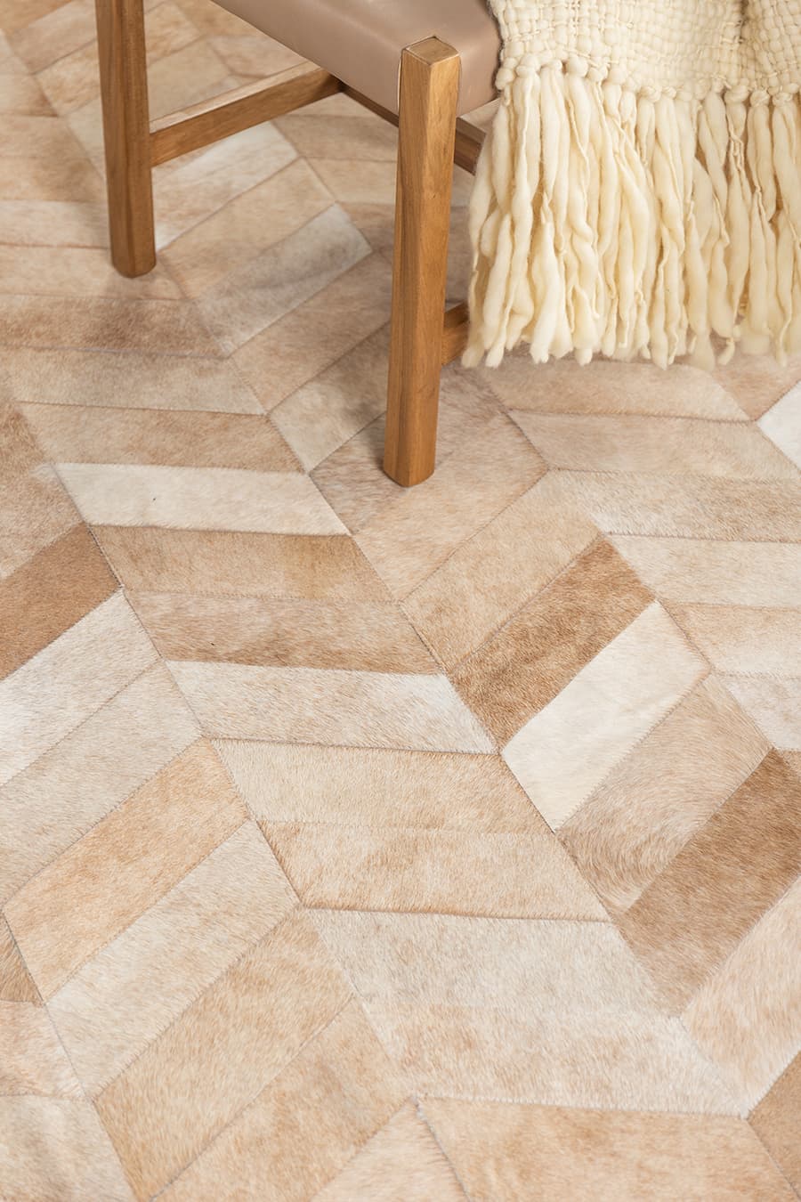 HERRINGBONE - Animal Pattern Rug, photo 4 of 10