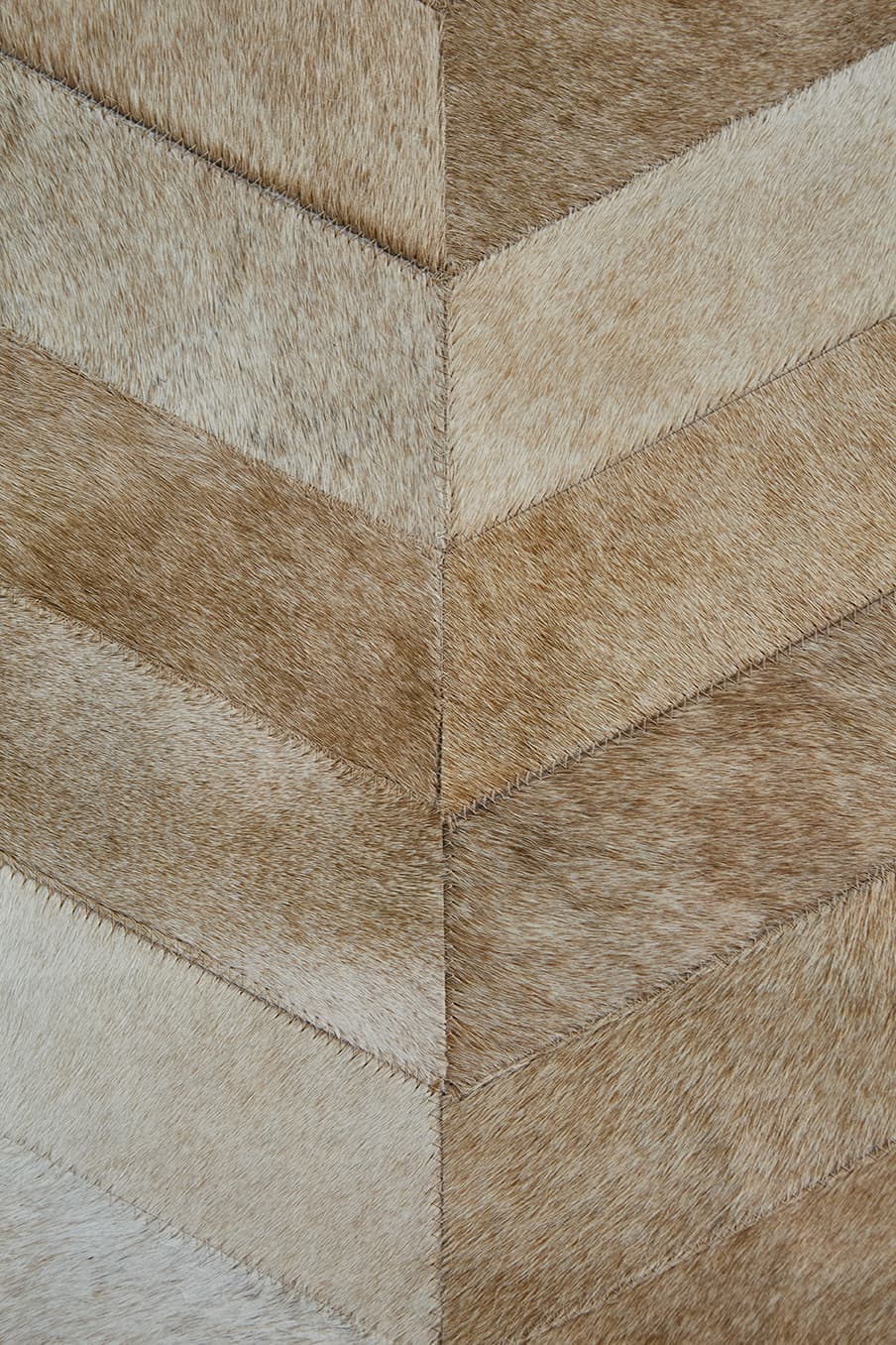 HERRINGBONE - Animal Pattern Rug, photo 7 of 10