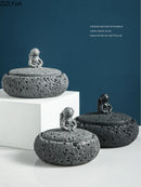 GobekUsa Cement Astronaut Ashtray with Lid - High Temperature Resistant Cigar Ashtray