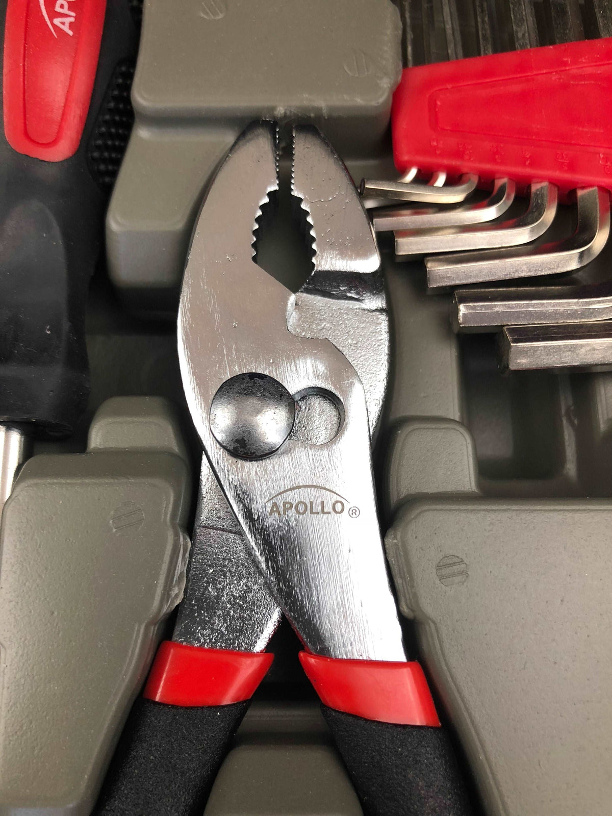 39 Piece General Tool Set - DT9706, photo 14 of 15