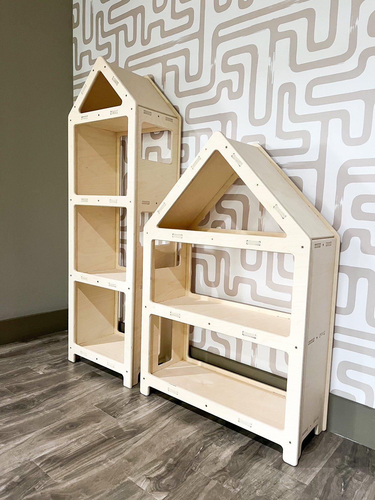 DOLLY- House Bookshelf, photo 3 of 12