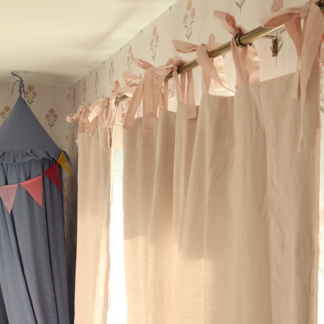Susannah Wallpaper by Kourtni Gunn, photo 2 of 15