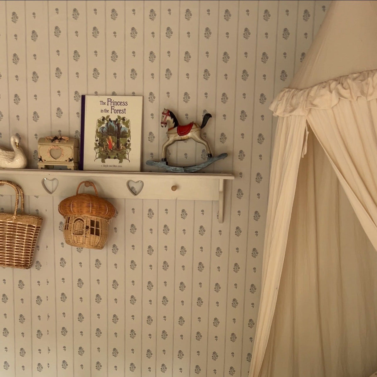 Ginger Wallpaper by Daphne and Sage, photo 2 of 17