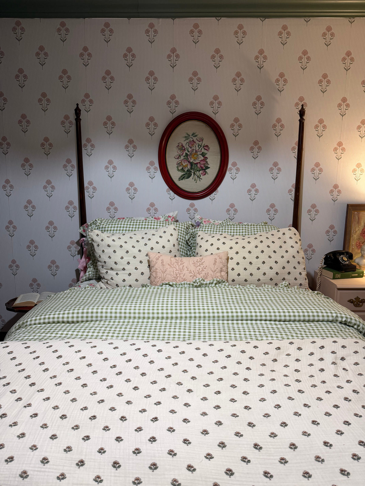 Susannah Wallpaper by Kourtni Gunn, photo 6 of 15