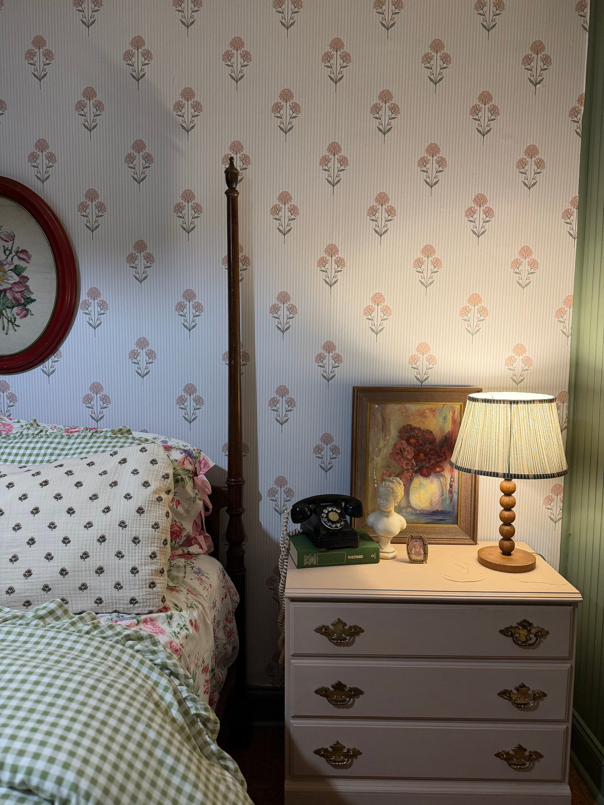 Susannah Wallpaper by Kourtni Gunn, photo 4 of 15