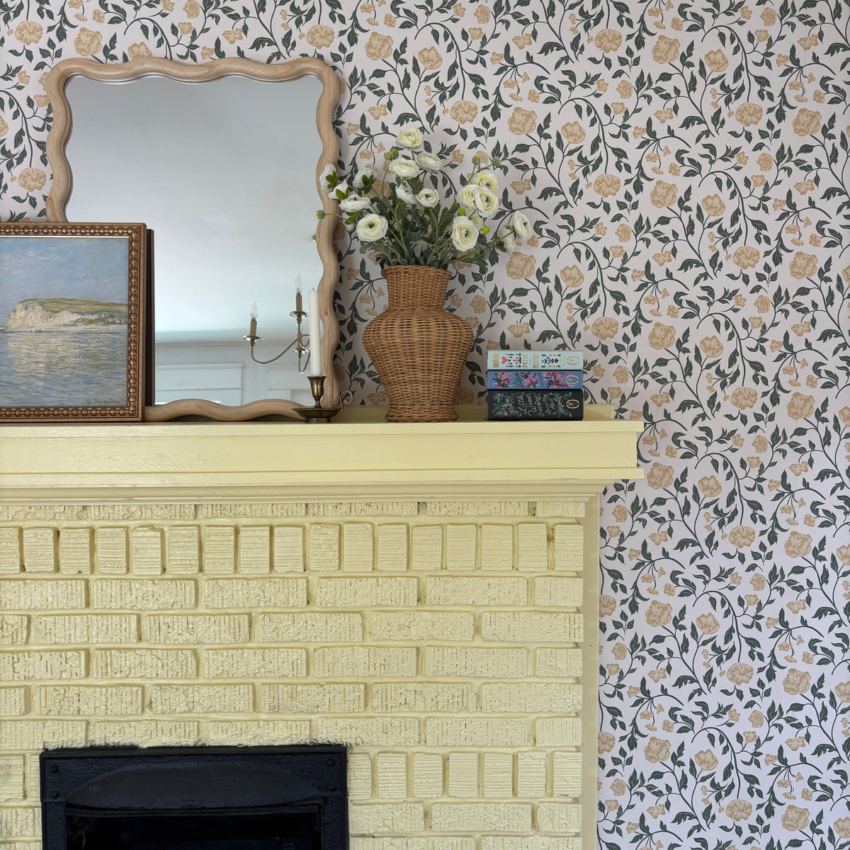 Lillian Wallpaper by Ali Anni, photo 3 of 17