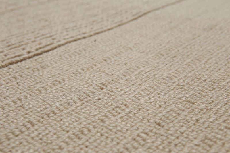 5'3" x 8'3" Authentic Wool and Acrylic Oriental Area Rug Beige