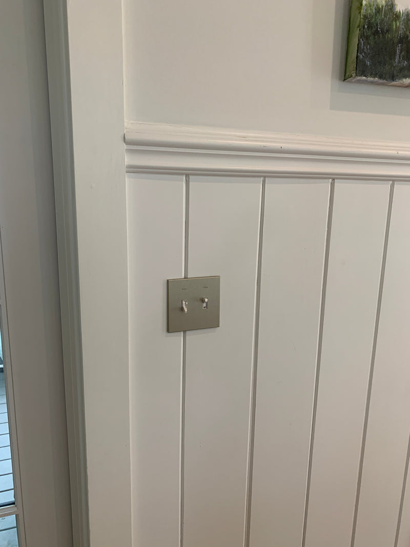 CleanPlate Classic Wall Plate in Midcentury Gold for Toggle Switches