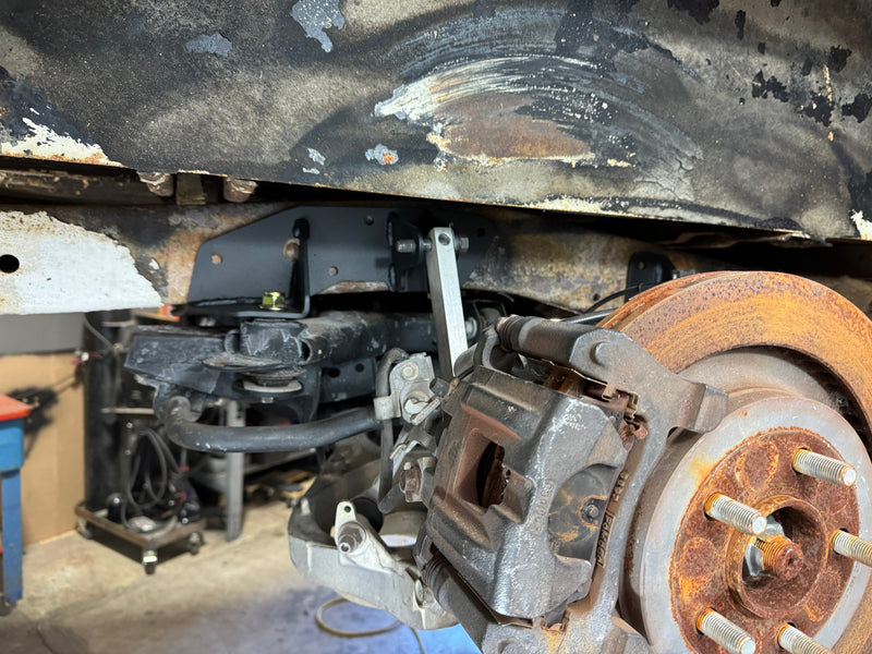 1957-1960 F-100 Bolt-In S-550 / S-650 Mustang Rear Mounting Kit