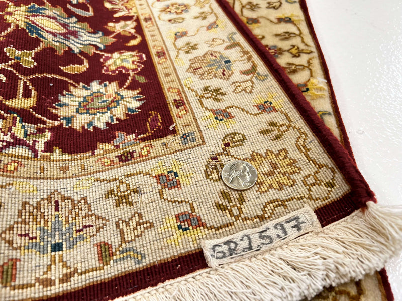Wool w. silk Kumkapi red/gld 2x3, photo 4 of 5