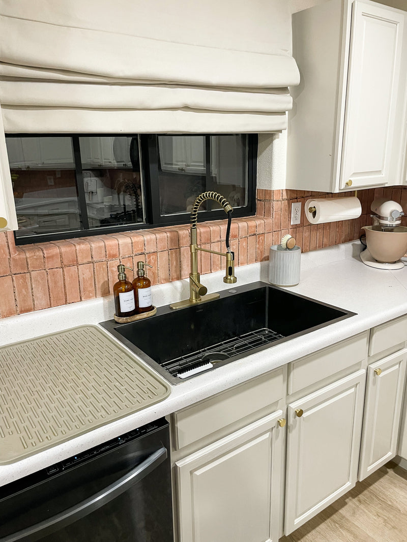 Gibson Stone Backsplash