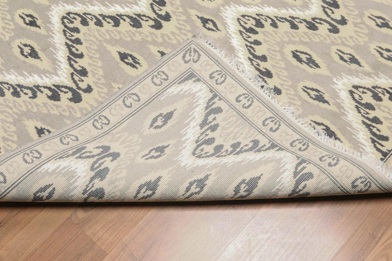 6' x 9' Hand Knotted IKAT Design Wool & Bamboo Silk Area Rug Gray