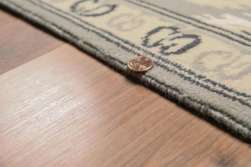 6' x 9' Hand Knotted IKAT Design Wool & Bamboo Silk Area Rug Gray