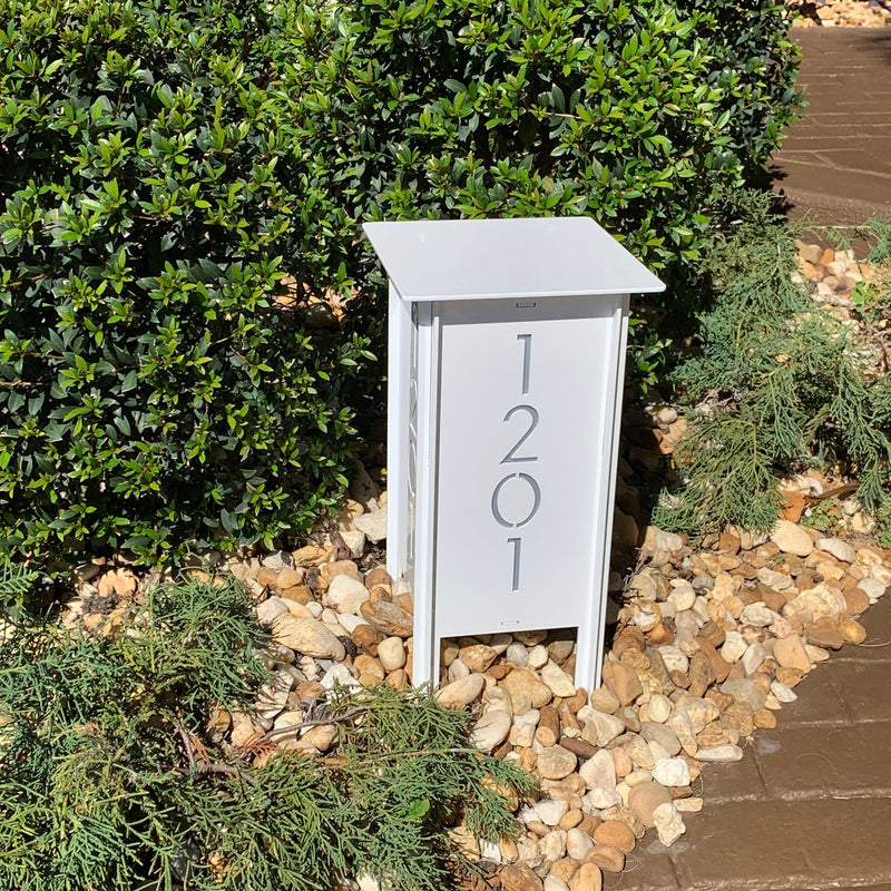 RadiantLight 14" tall ADDRESS MARKER Landscape Light - Garden Light