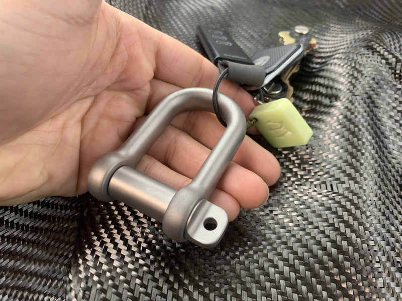 Titanium Gyve Rigging Shackle