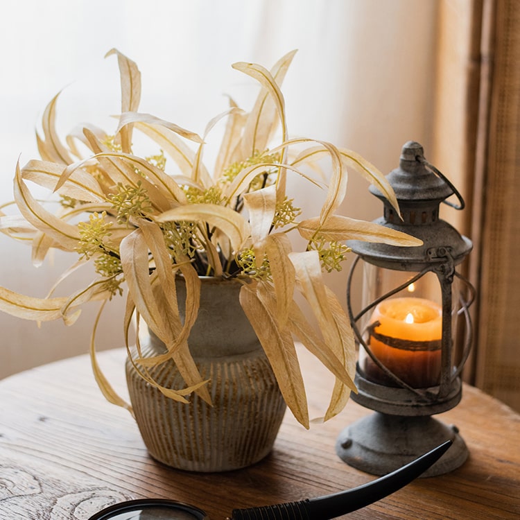 Silk Long Eucalyptus Leaf Bunch in Natural Faux