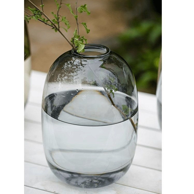 Modern Clear Glass Vase, photo 9 of 11