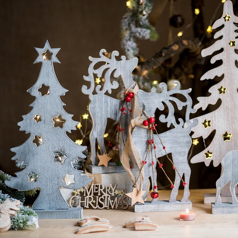 Christmas Desktop Decoration Figurines in Wood