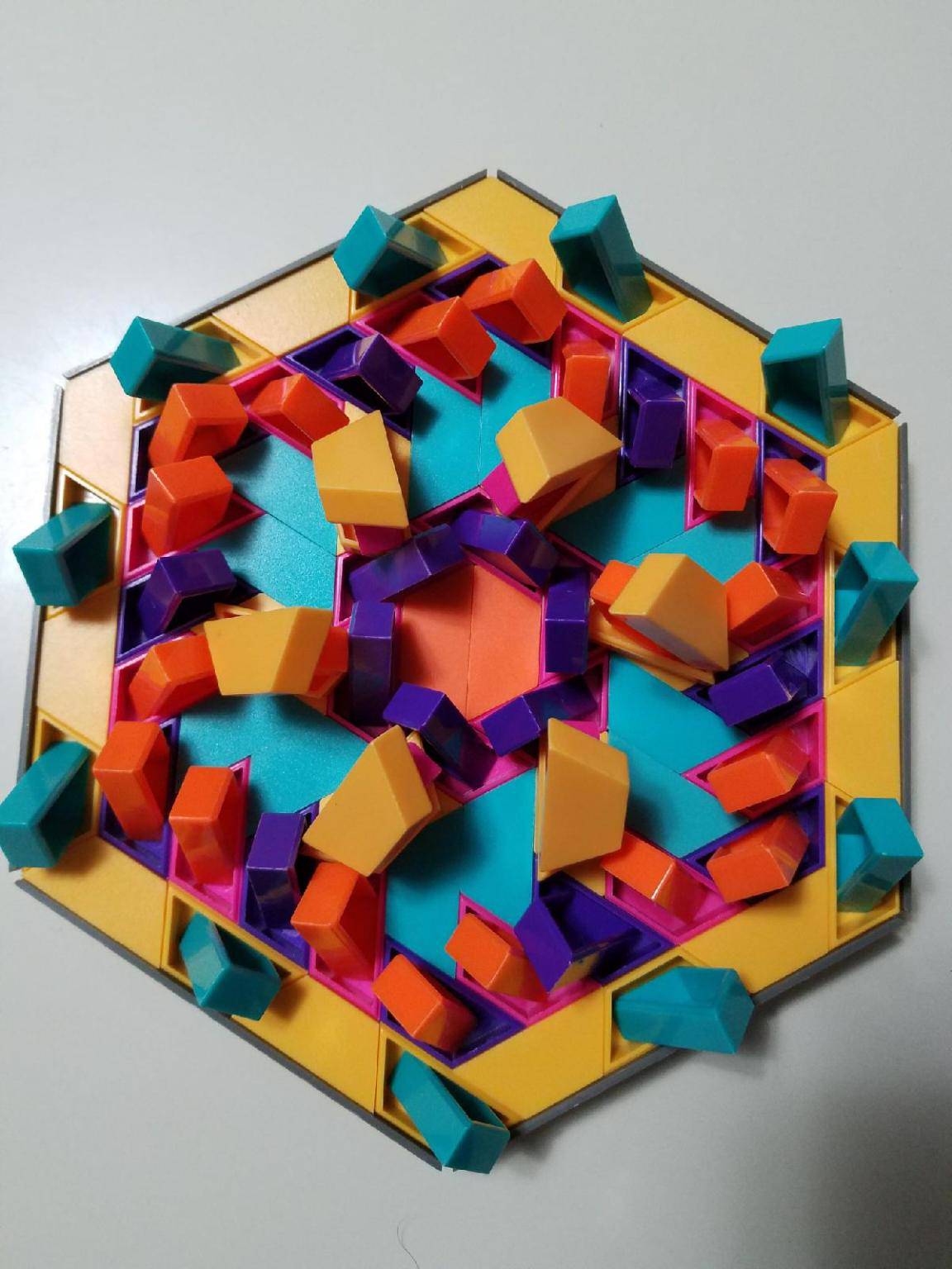 MOSAIC MYSTERIES Design Pattern Puzzle, photo 12 of 15