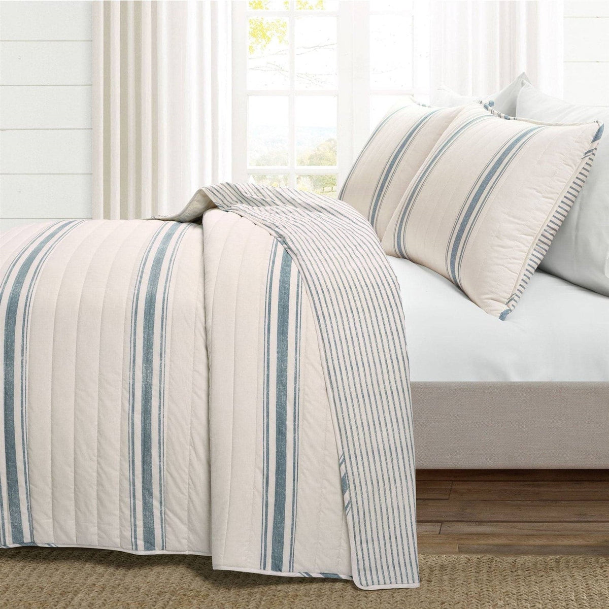 King size Blue Off-White Cream Stripe 3 Piece Reversible Cotton Quilt Set, photo 2 of 5
