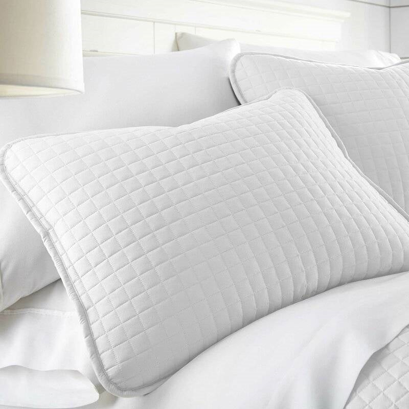 King/Cal King Lightweight White Ultra Soft 3-Piece Microfiber Quilt Set, photo 3 of 4