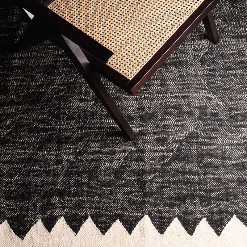 Afou - Taznakht kilim rug