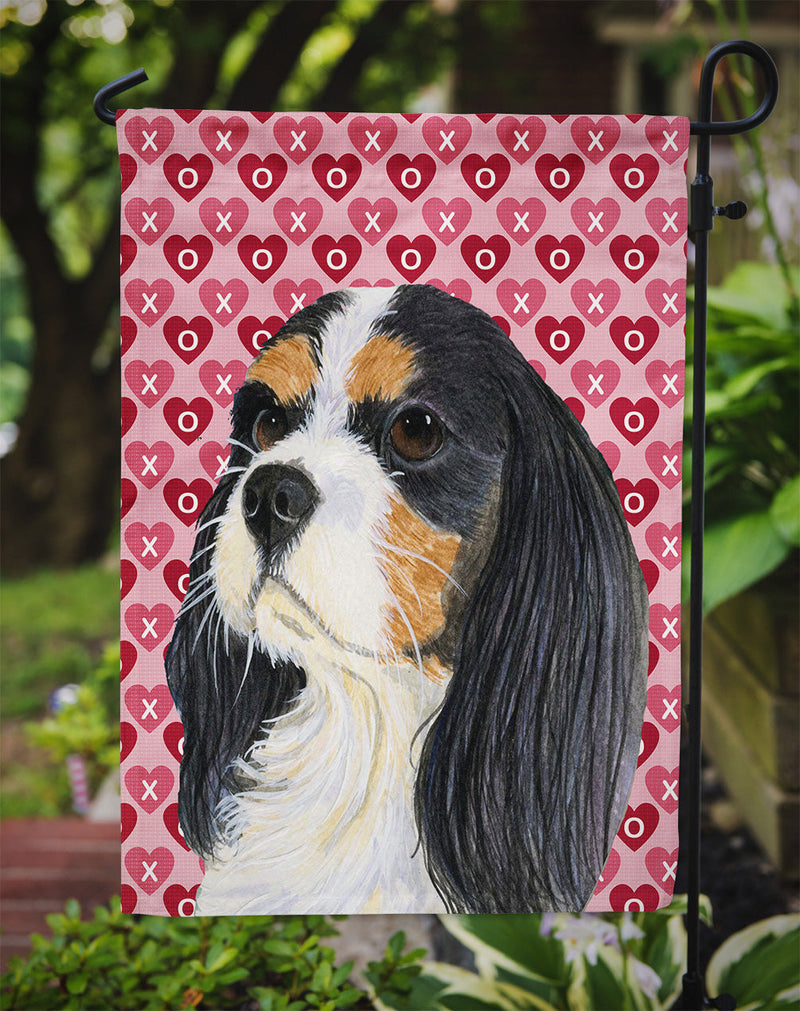 Cavalier Spaniel Hearts Love and Valentine's Day Portrait Garden Flag – Decorative Outdoor Yard Flag